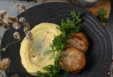 Куриные котлеты с пюре