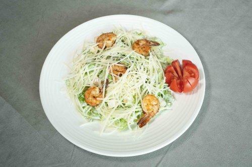 Салат Цезарь с креветками