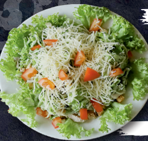 Салат Цезарь с курицей