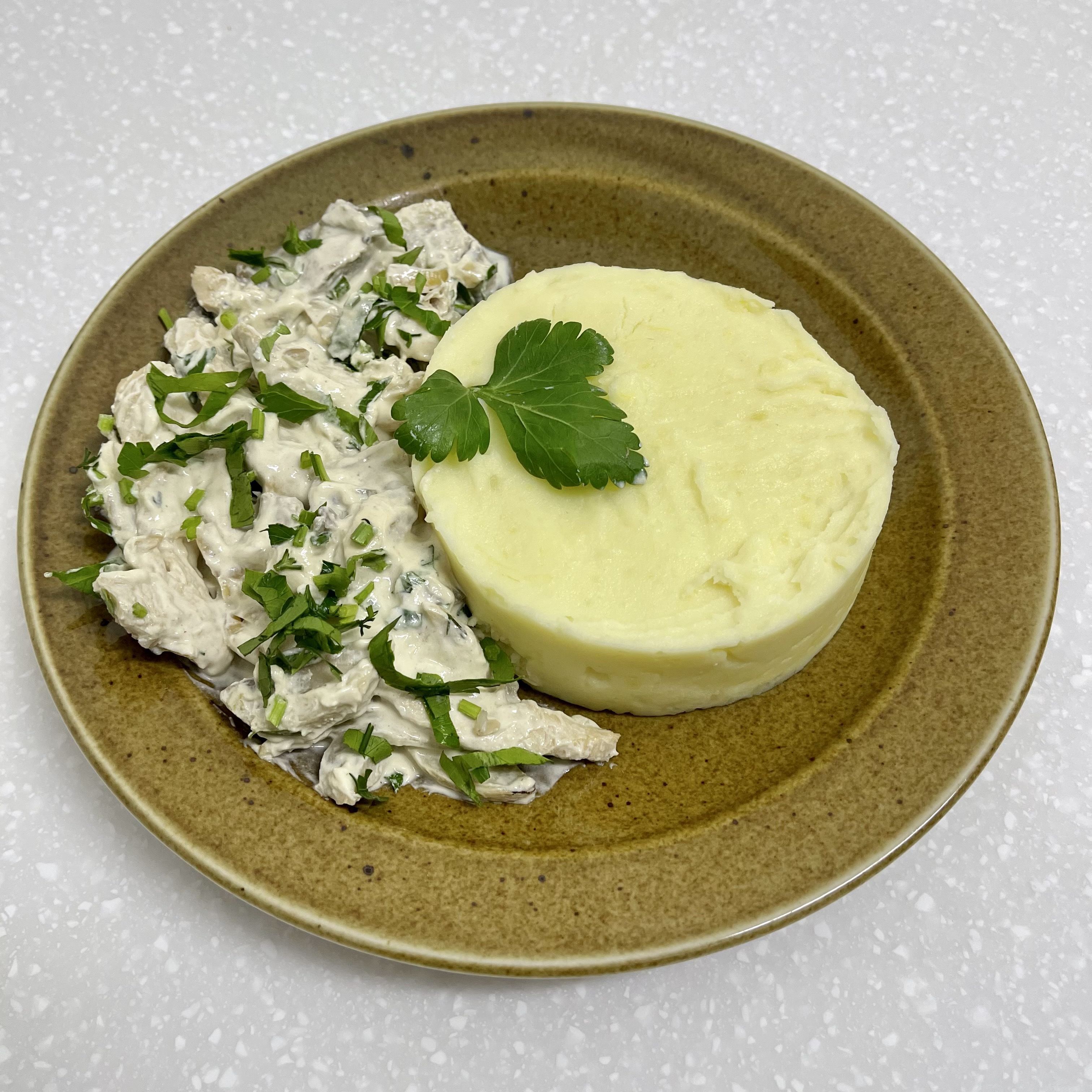 Мясо по-фламандски с картофельным пюре