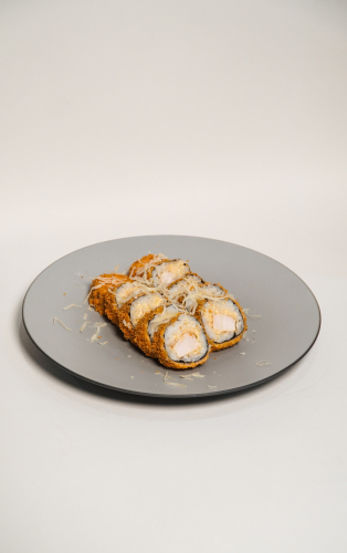 Горячий ролл Цезарь с курицей