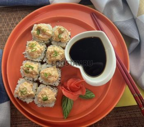 Ролл Сяке спайси маки