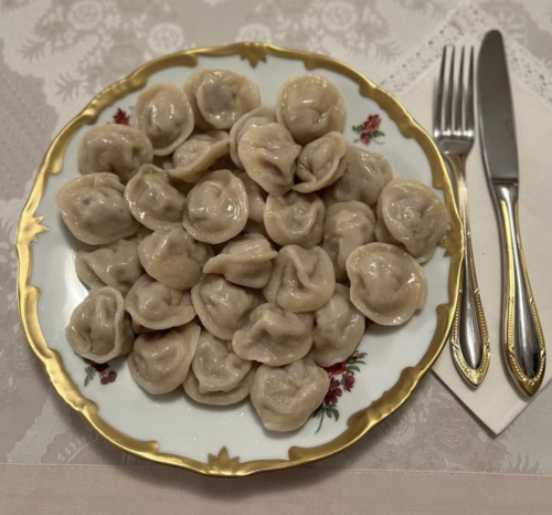 Пельмени  с мясом 