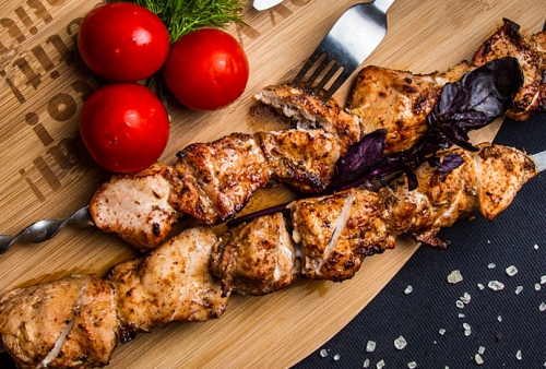 Шашлык из куриной грудки на Шампуре 