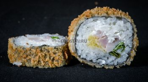 Горячий ролл Цезарь с креветками 
