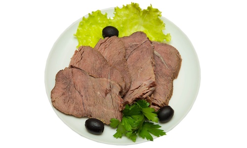 Свежее отварное мясо 100г