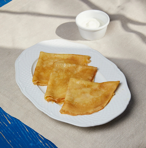 Блины со сметаной