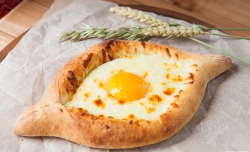 Хачапури по-аджарски