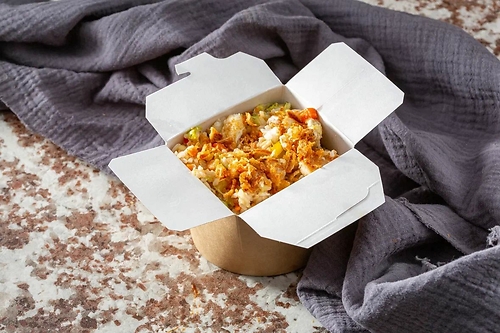 Жареный рис с курицей 