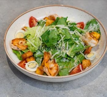 Салат Цезарь с креветками