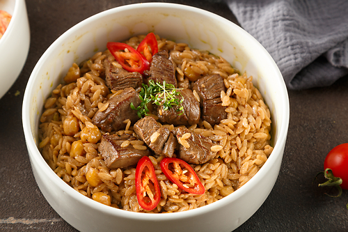 Паста орзо с нухутом и мясом