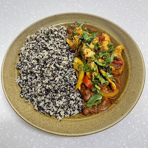 Курица по-мексикански с киноа